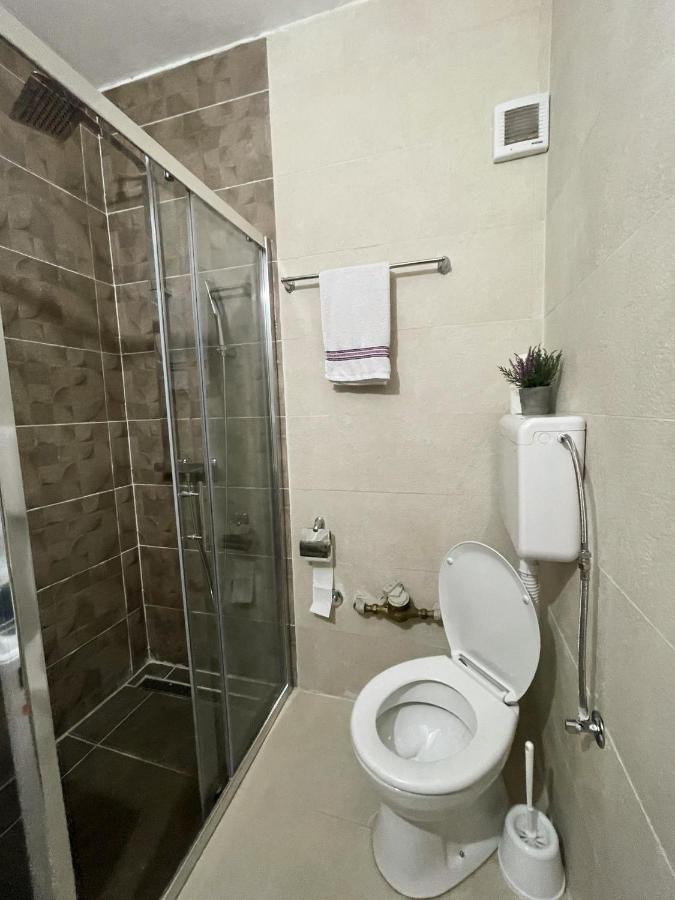 Apartment Vrbisao Цетинє Екстер'єр фото